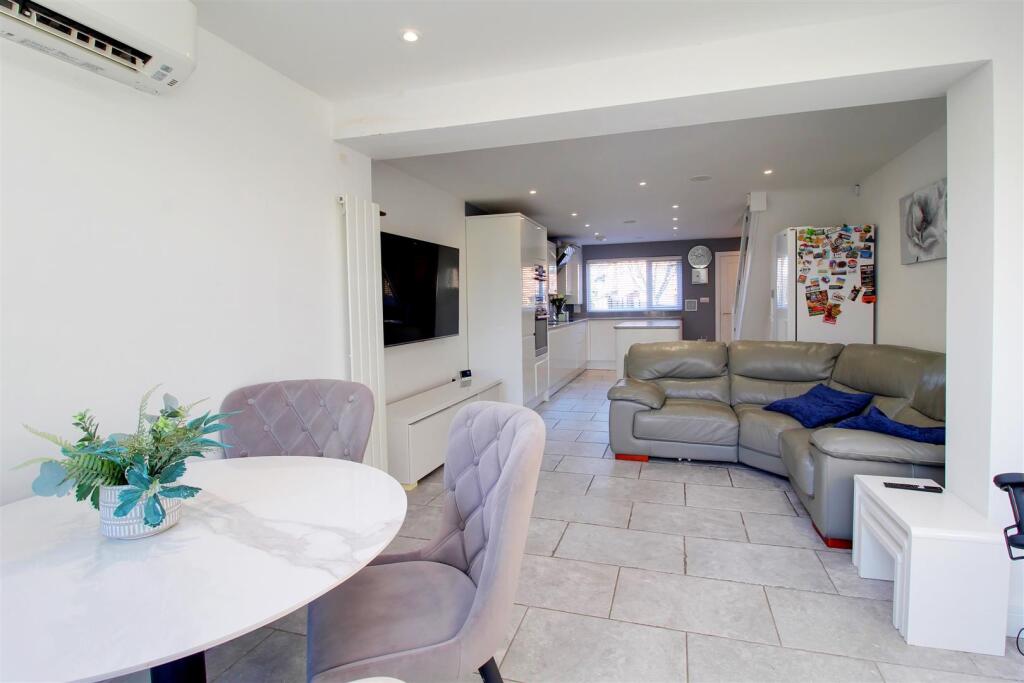 IMG_6444-IMG_6446 copy.jpg