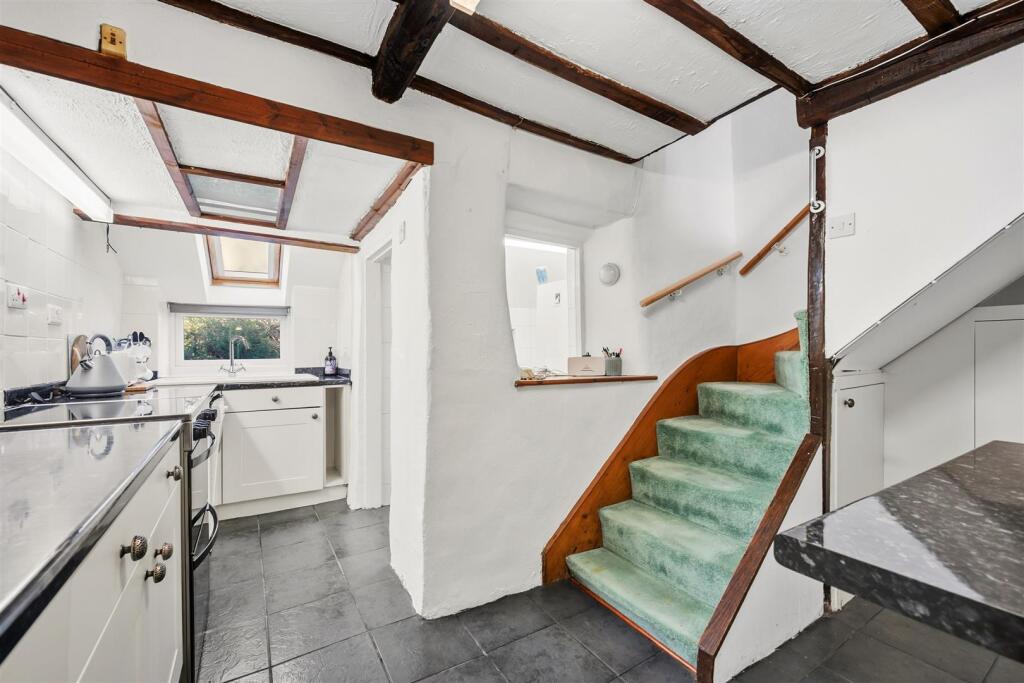 Saxton Mee Charnwood 0024.jpg