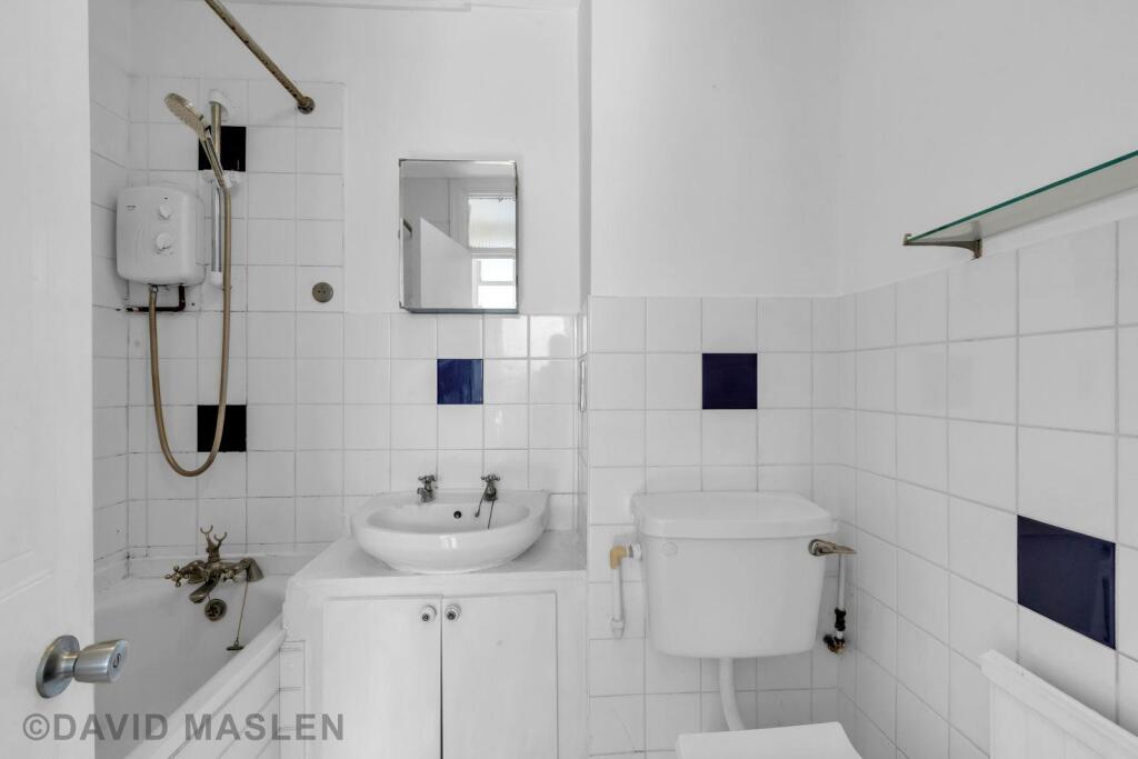 bathroom.jpeg