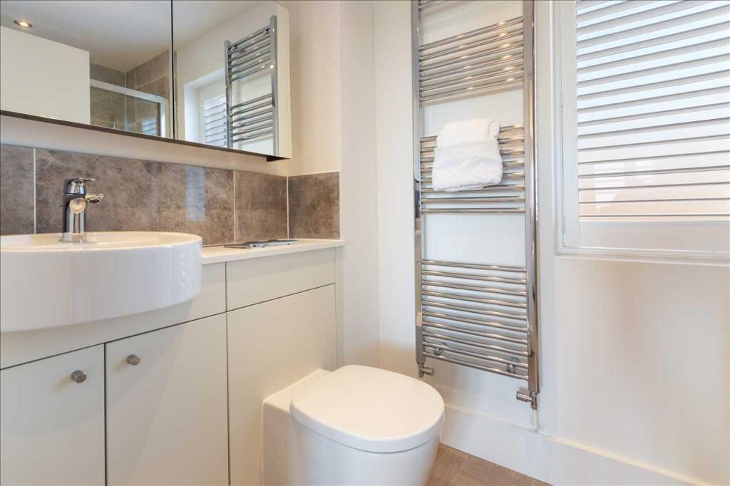 ENSUITE SHOWER ROOM