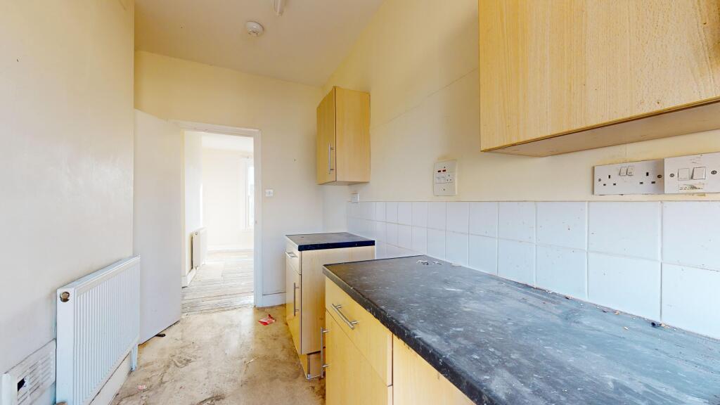 Flat B 13 Alvington Crescent, Hackney, London, E8 2NN