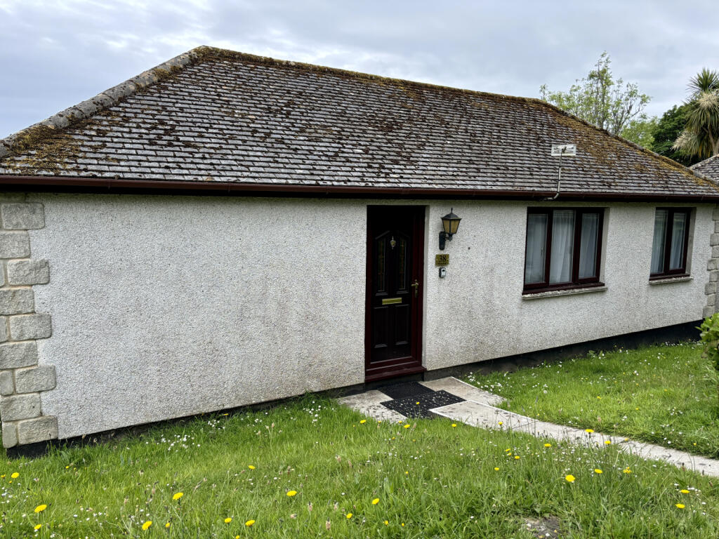 2 Bedroom Holiday Bungalow for Sale