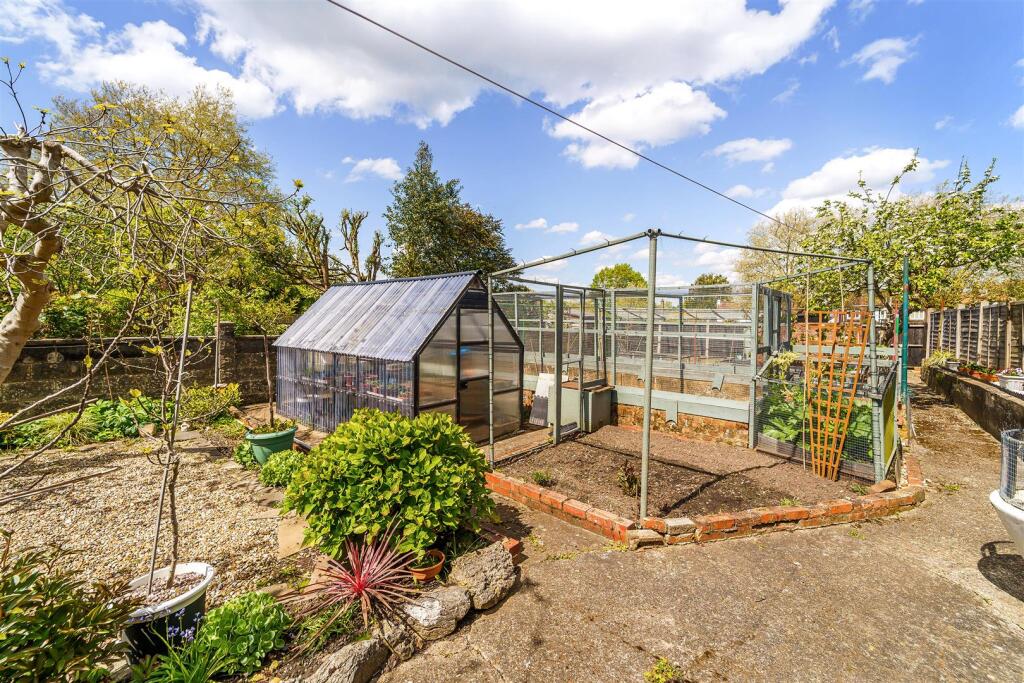 WEST HILL, 70  (16).jpg