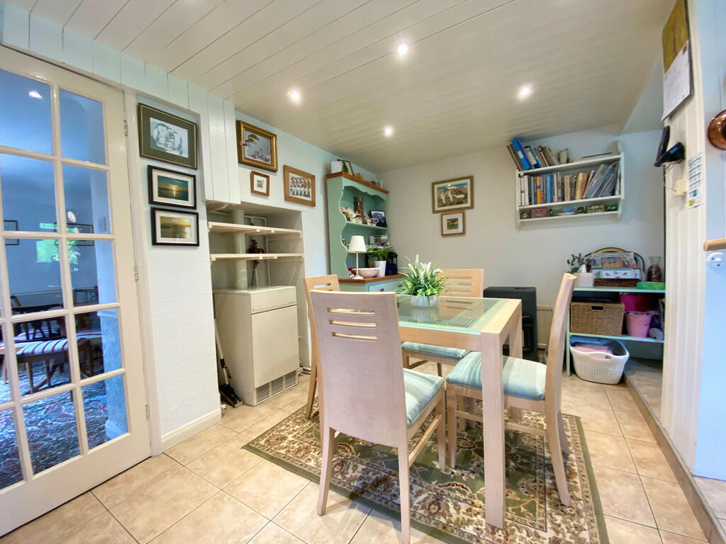 Breakfast Kitchen