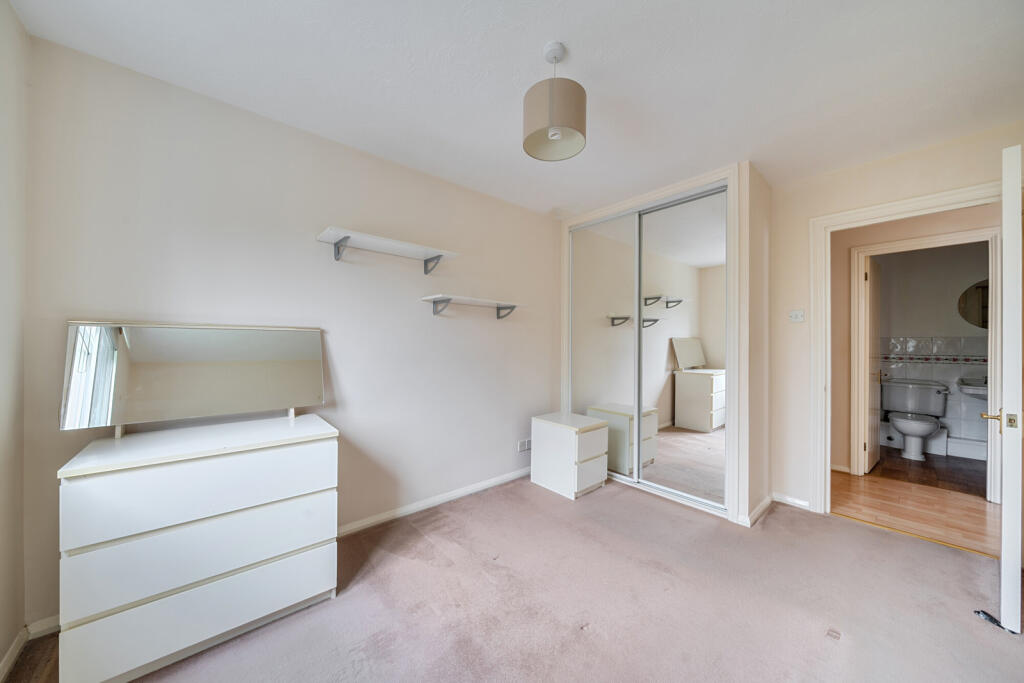 1376742-2-690b49a...