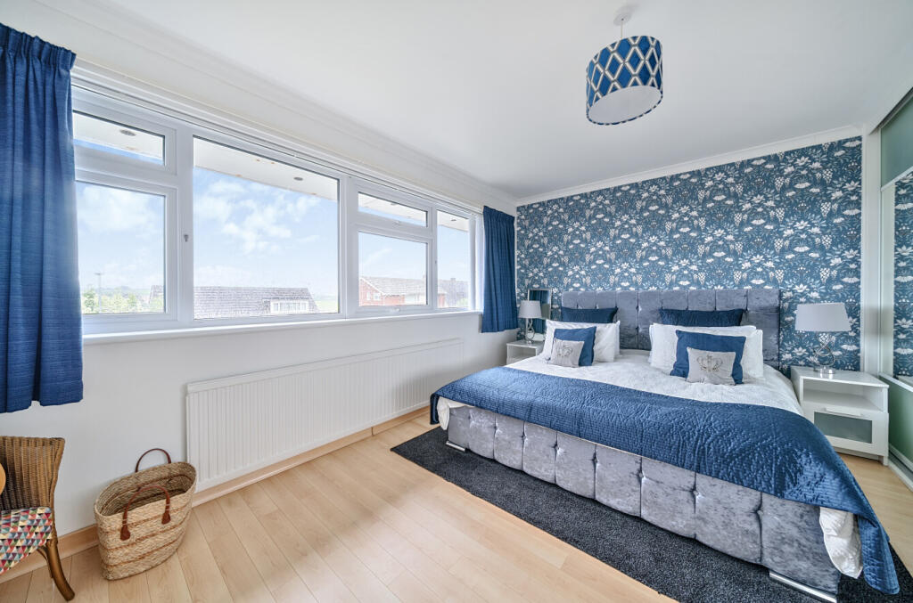 1305639-6-684ac43...