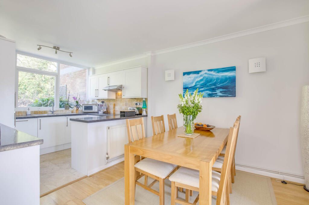 7 Eastern Drive, SL8 5HQ (LOW RES)-7