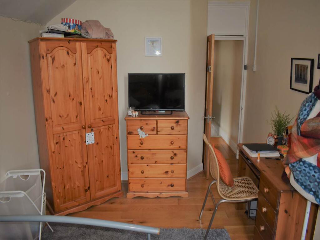First Floor Rear Bed