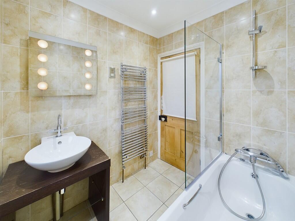 CAM02089G0-PR0387...