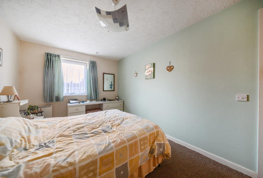 1350692-9-68c2924...