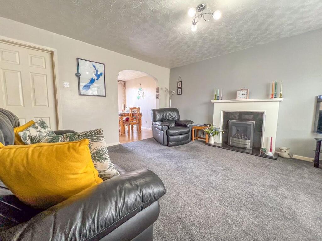 Launceston Drive - Image-29.jpg