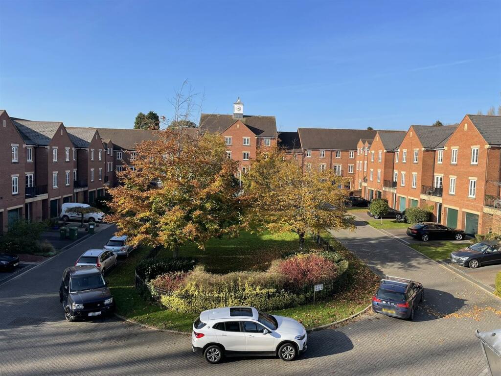 Outlook to Rear.JPEG