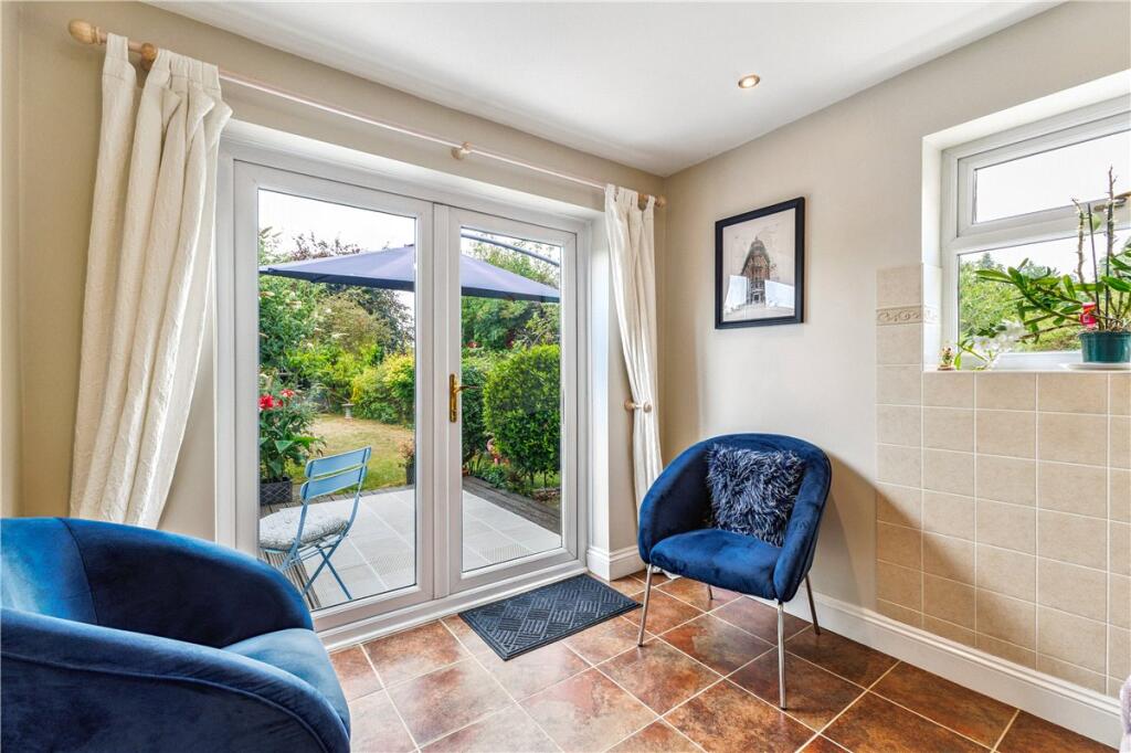 Kitchen/Breakfast Rm