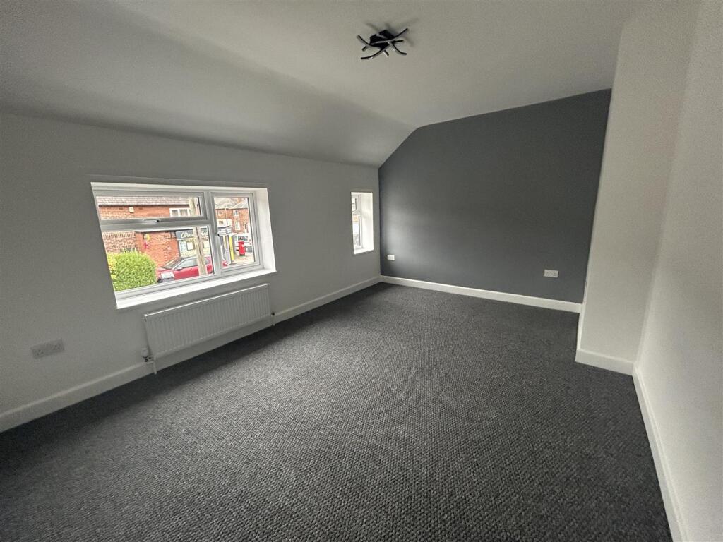 Masterbedroom.jpg