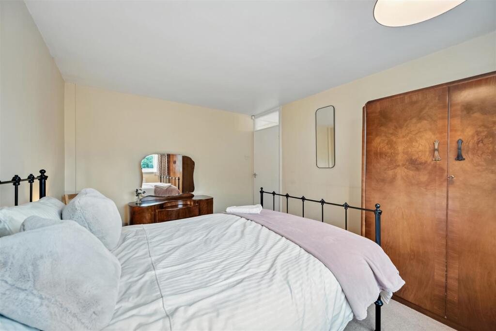 Bedroom One to hallway.jpg