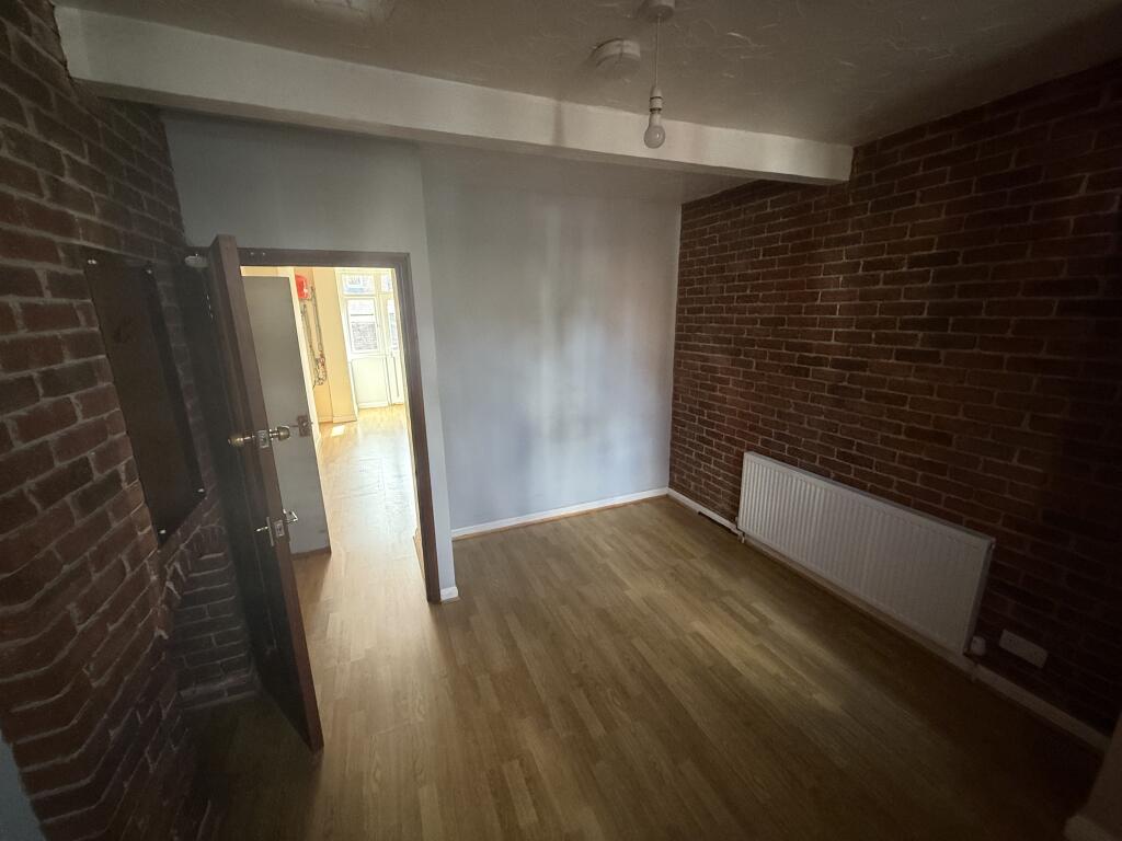 Photo 09-09-2025  14 23 58 T202509091733.jpg