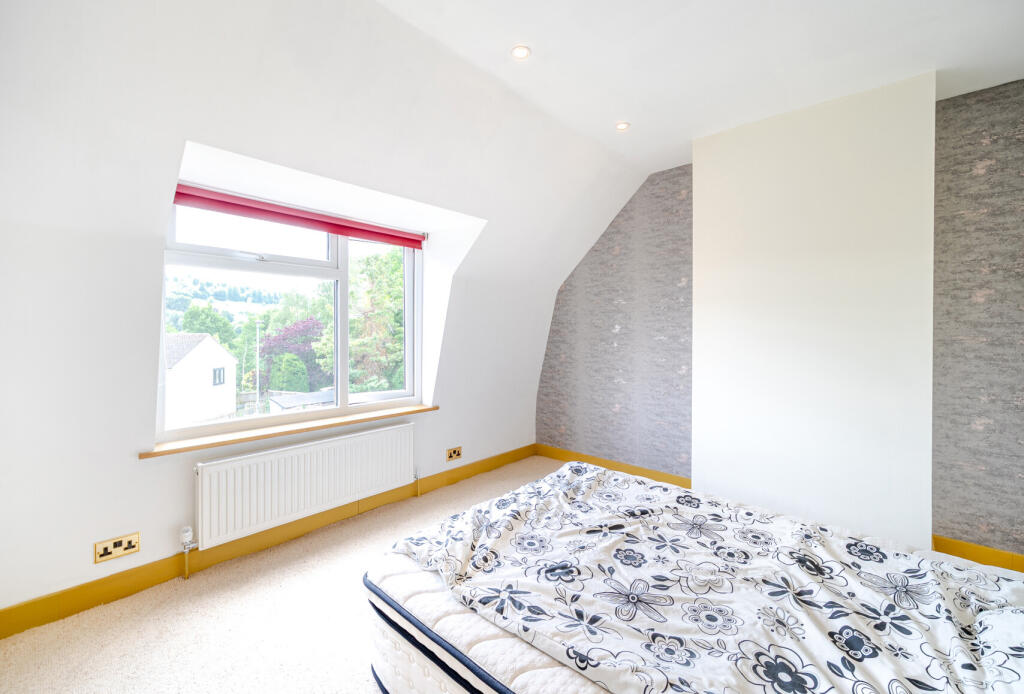 1299337-4-685962b...