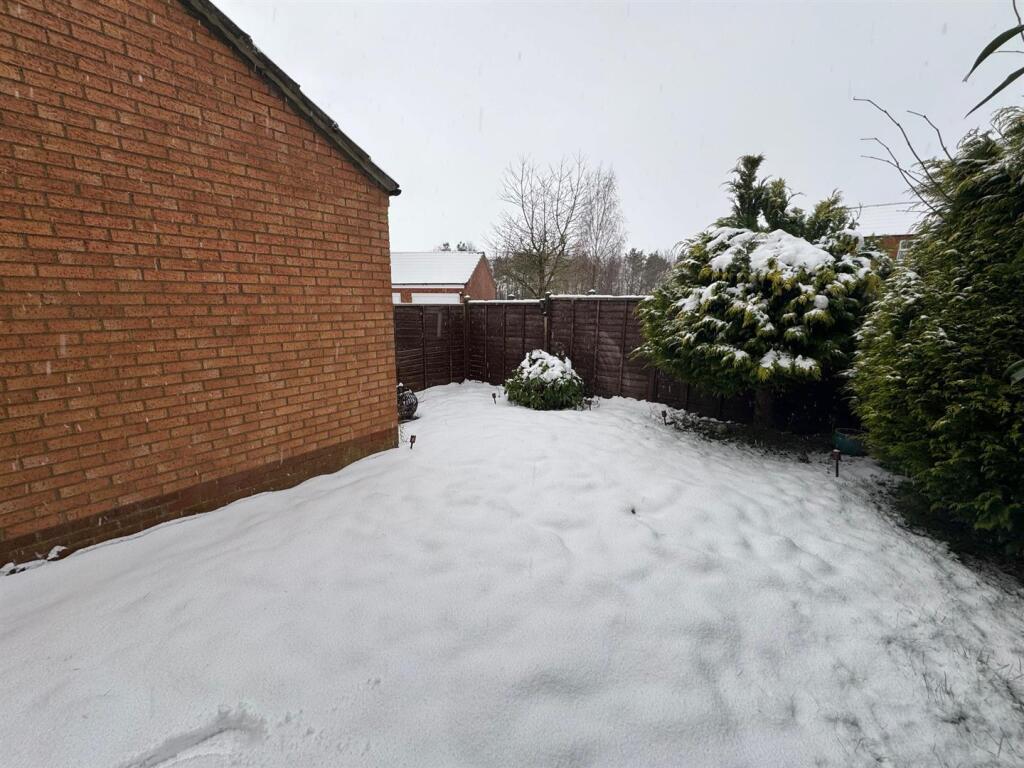Garden 2.jpg