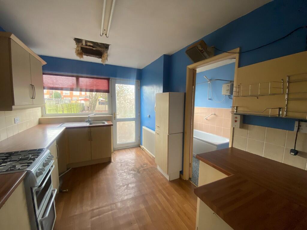 Kitchen 1