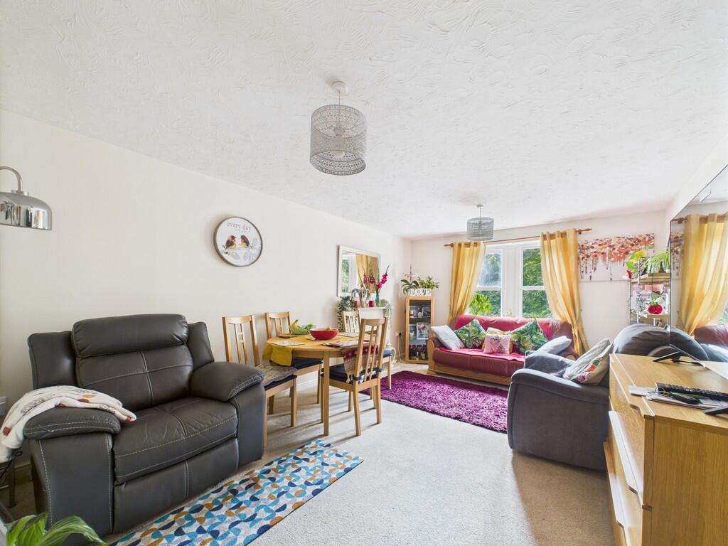 CAM02089G0-PR0538...