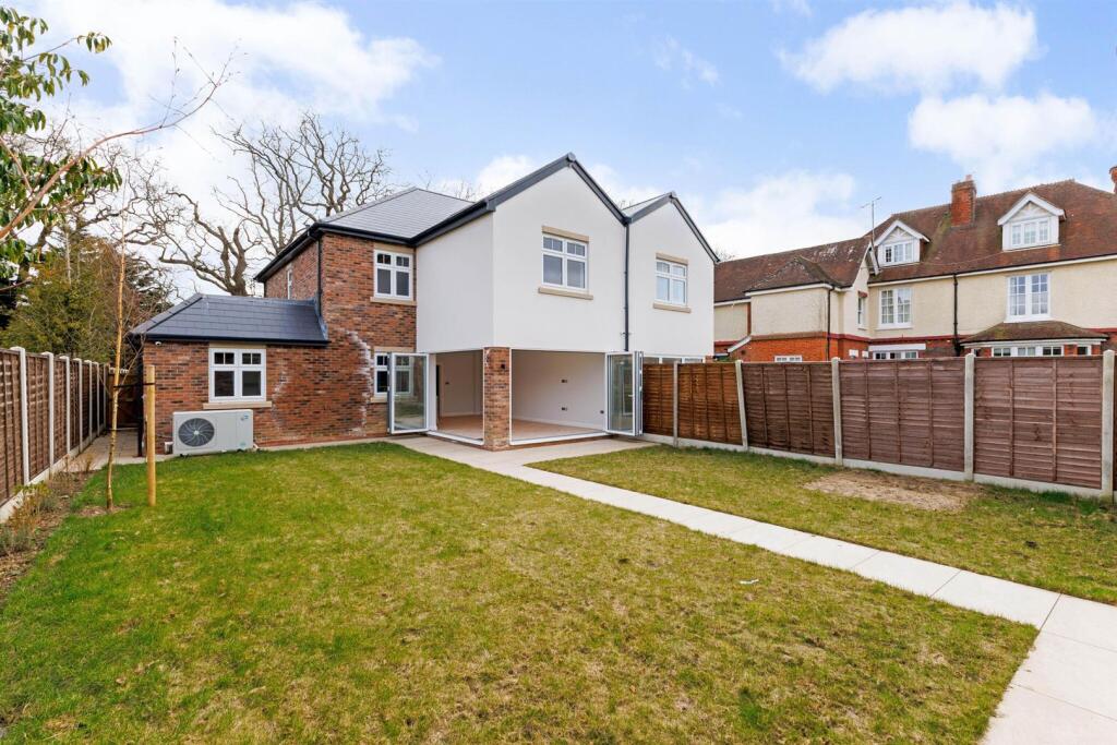 87516_Birchwood House  (25)_low.jpg