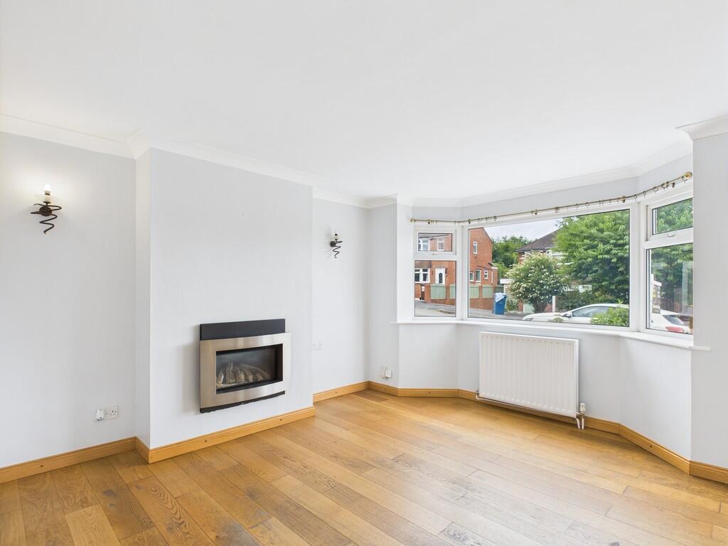 CAM03582G0-PR0124...