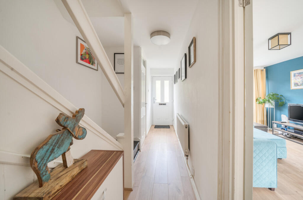 1314796-12-685ad4...