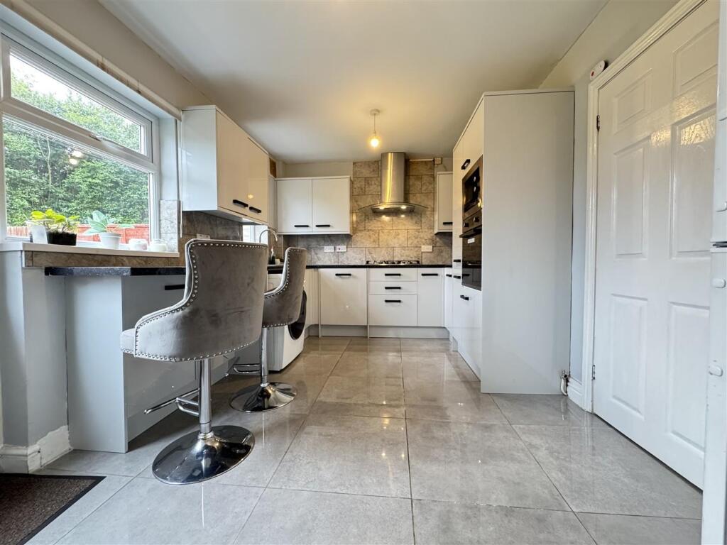 IMG_3400 (Large).JPG