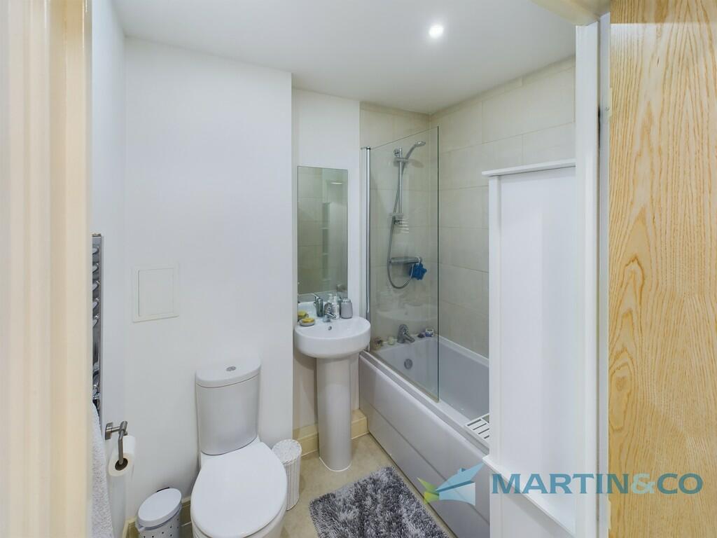 CAM02145G0-PR0031...