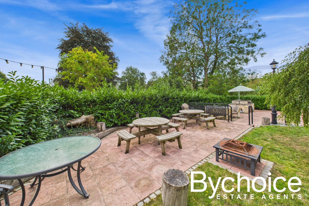 CAM05250G0-PR0100-STILL022