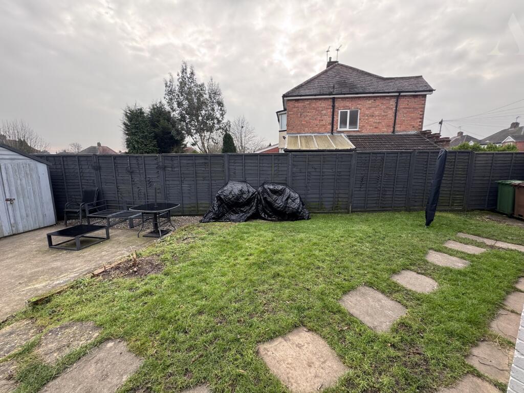 20 Jeremy Grove Garden 4