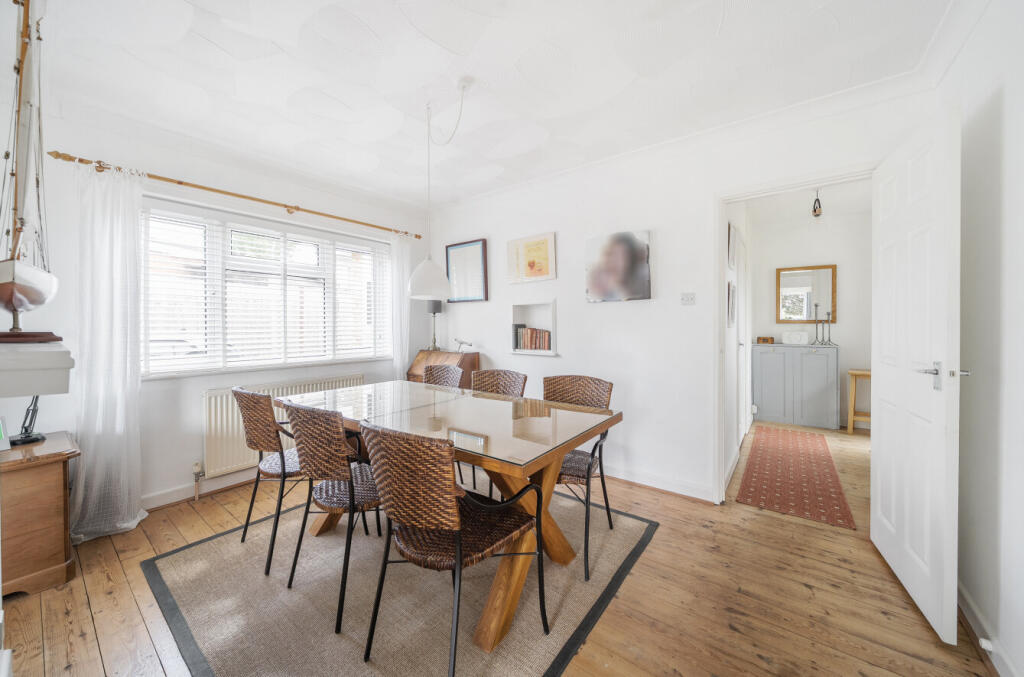 1302103-13-683d88...