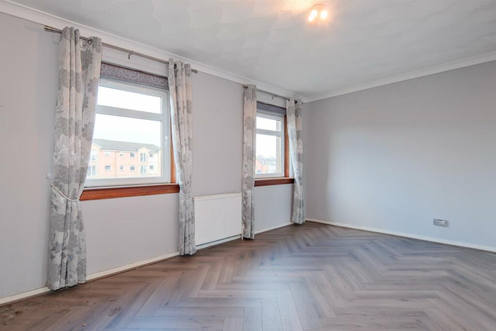 021-97 Craigneuk Street Wishaw, ML2 7UY.jpg