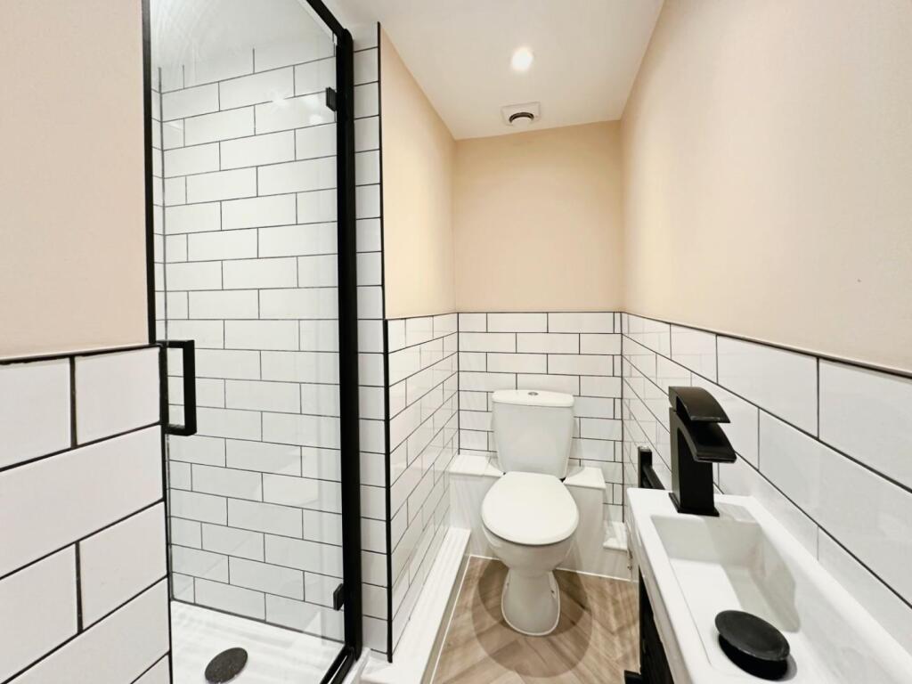 ac63330f-Photo 2004-06-2025 2C 2016 2045 2028.jpg