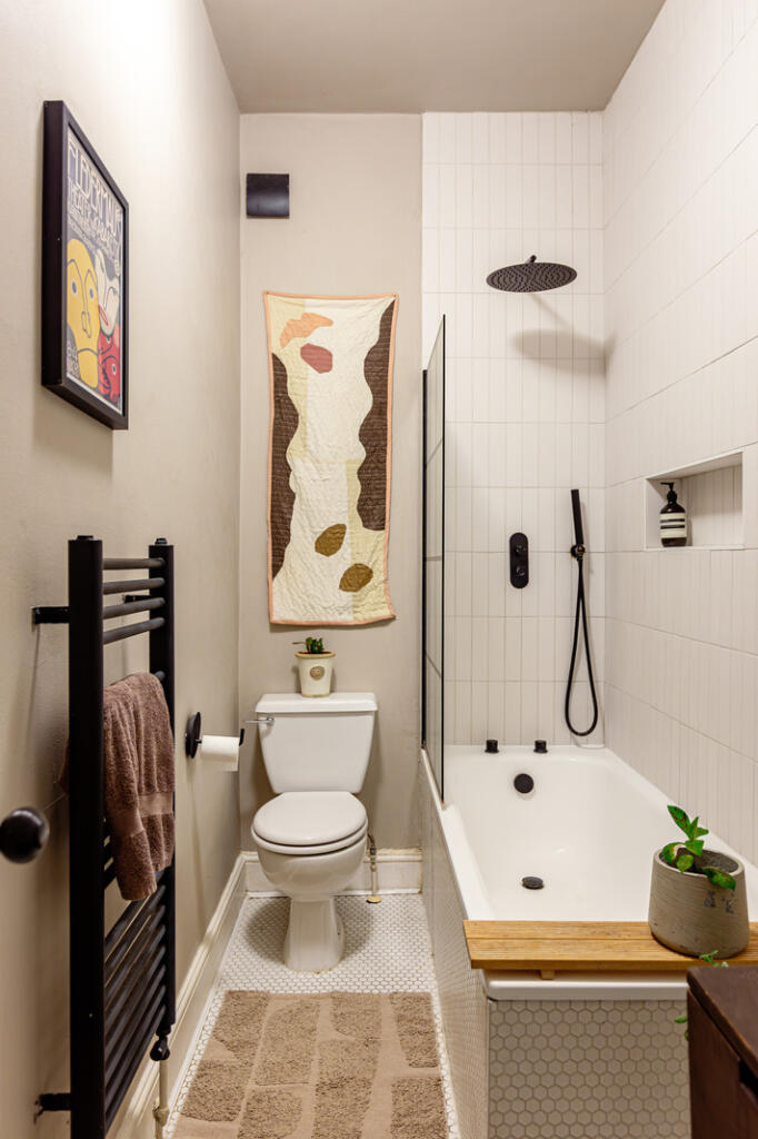 289180 - 25_6_TMH N16 6AX7720-Enhanced-NR.jpg