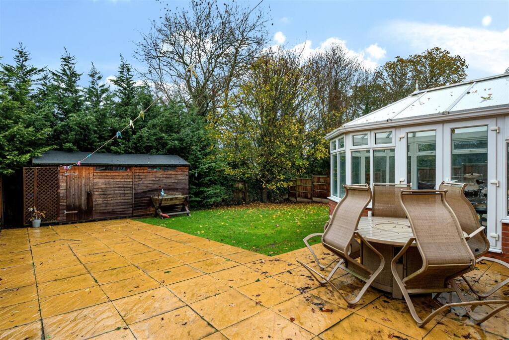 18 Poplar Grove, Ryton On Dunsmore (16).jpg