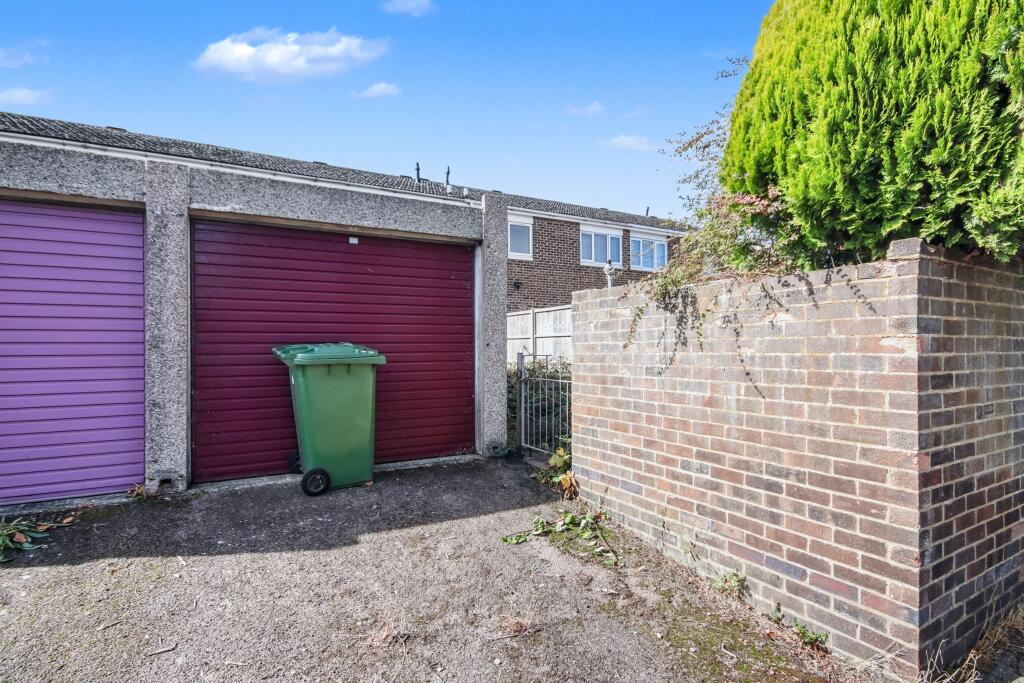 16 Dukes Road, Eaton Socon, St. Neots, Cambridgeshire, PE19 8DD