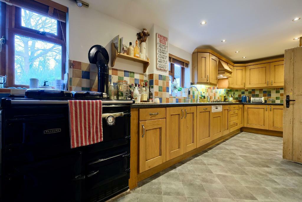 Kitchen with plenty of cupboards
