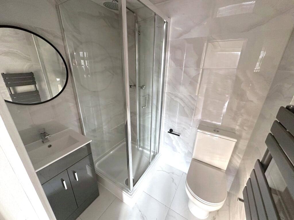 Ensuite Three