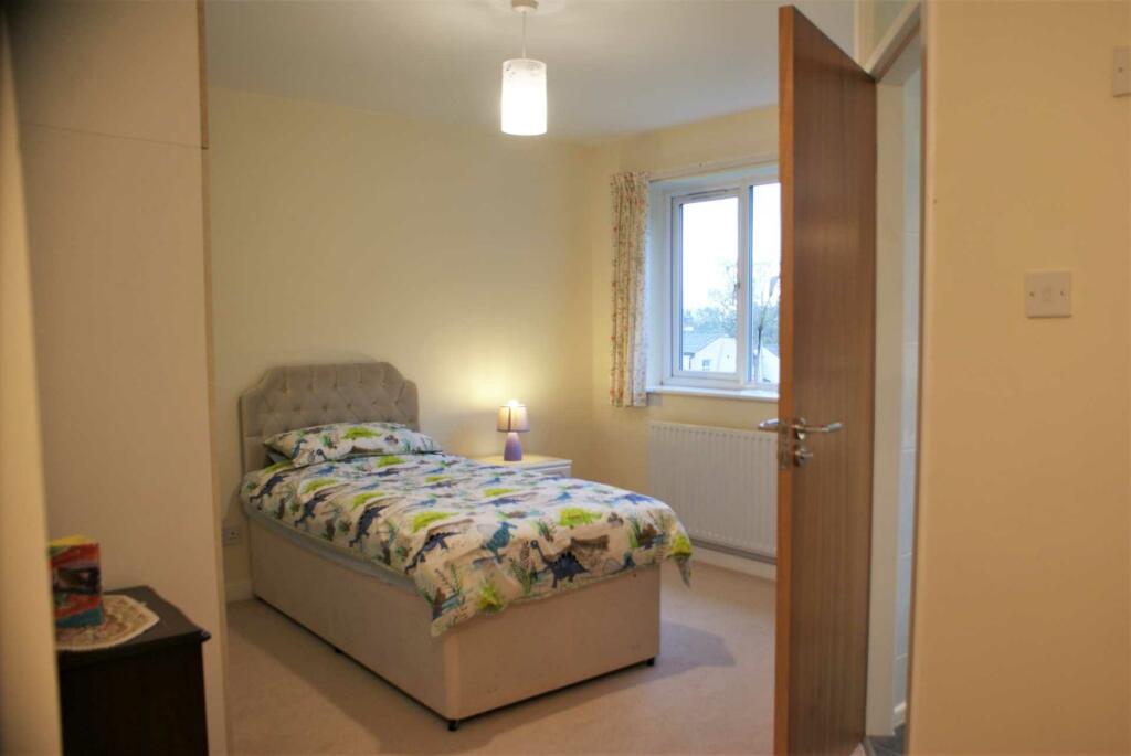 2nd Bedroom
