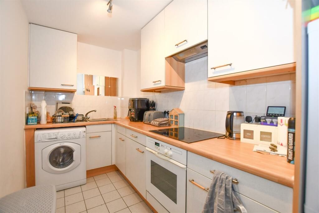 Kitchen.jpg