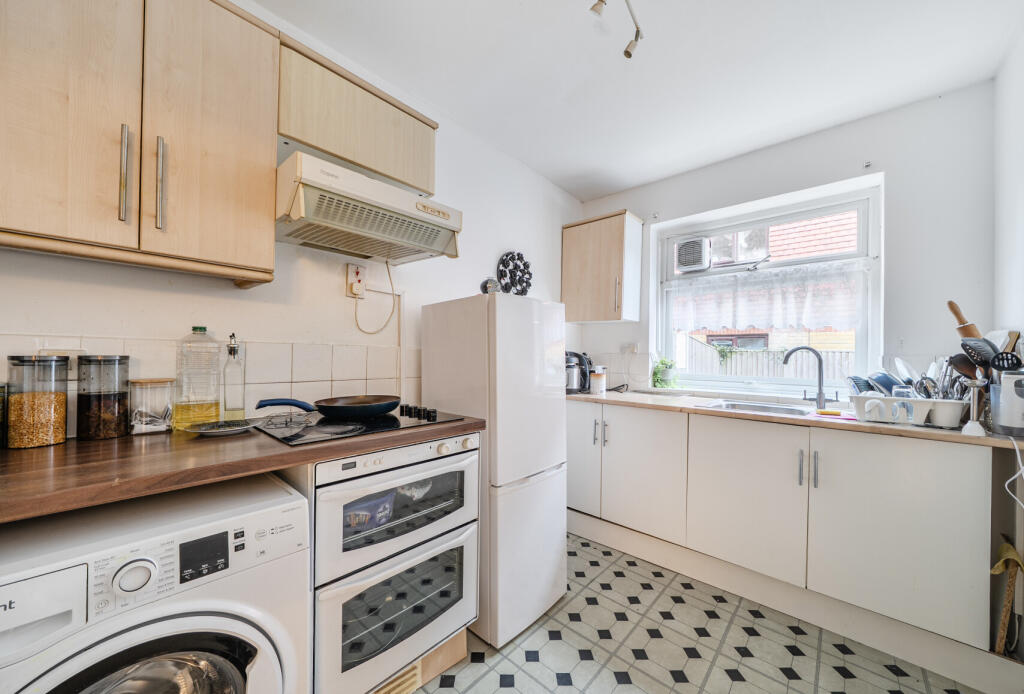 1388561-13-6942ce...