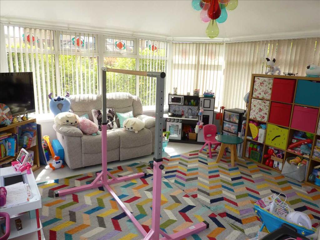 SUN ROOM