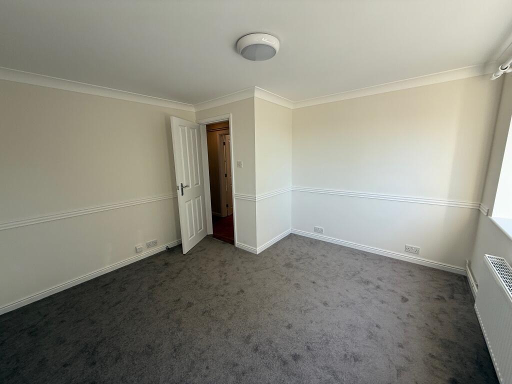 C T202511041701.jpg