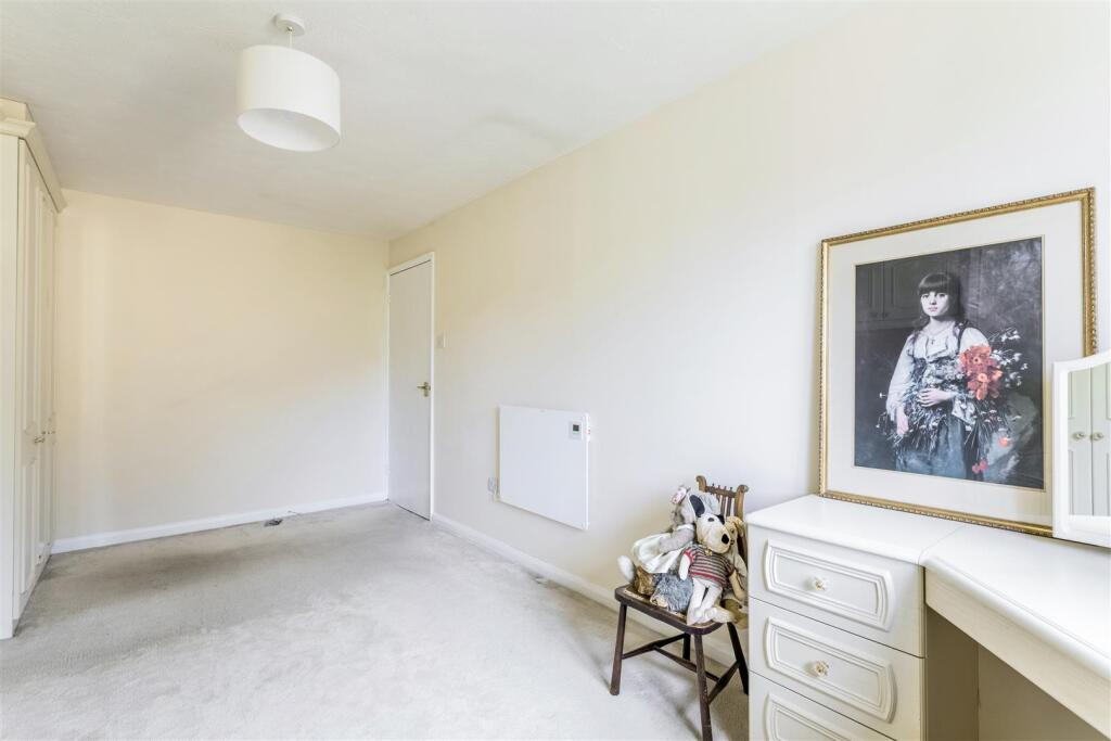 100 Windsor Court-16.jpg