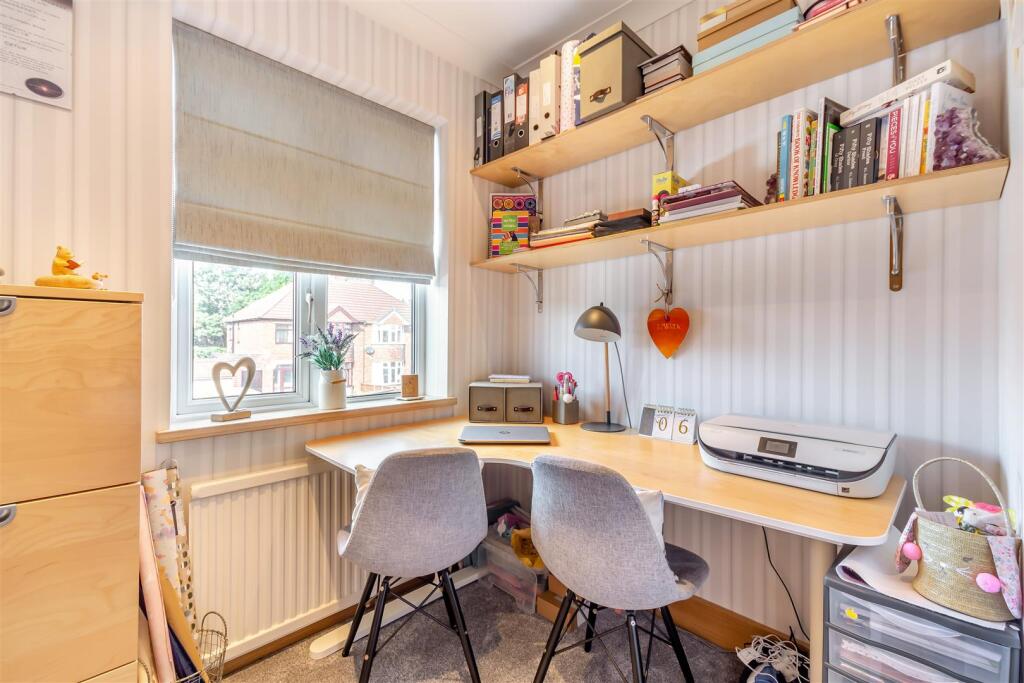 8666143-interior25.jpg