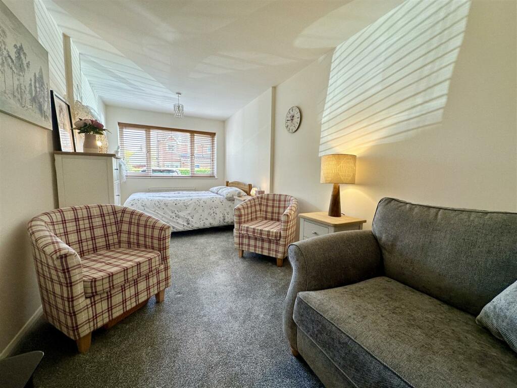 bedroom five study.JPEG