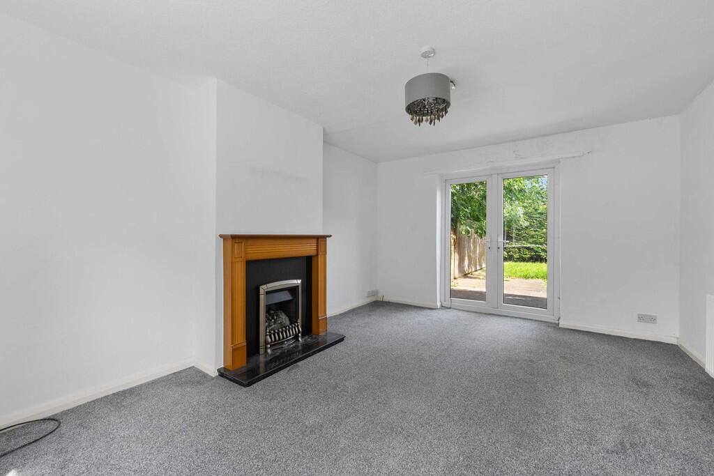 4 Carlisle Road, ...