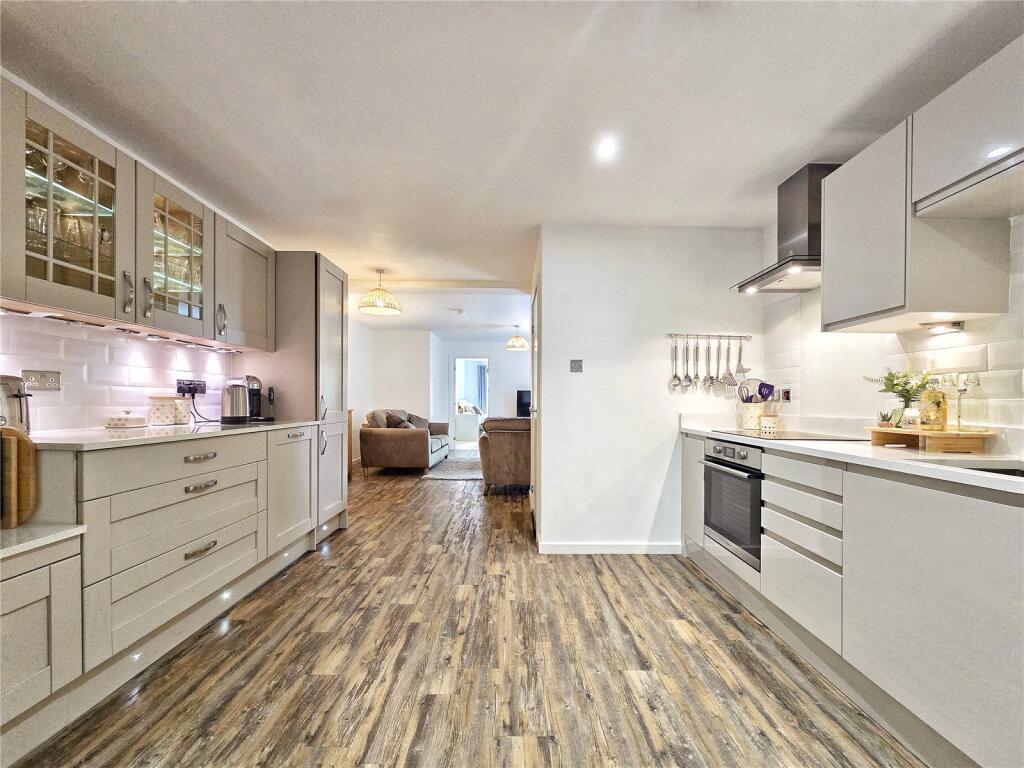 Semi Open Plan