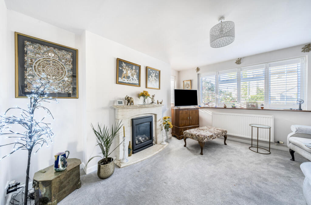 1360900-11-68daab...